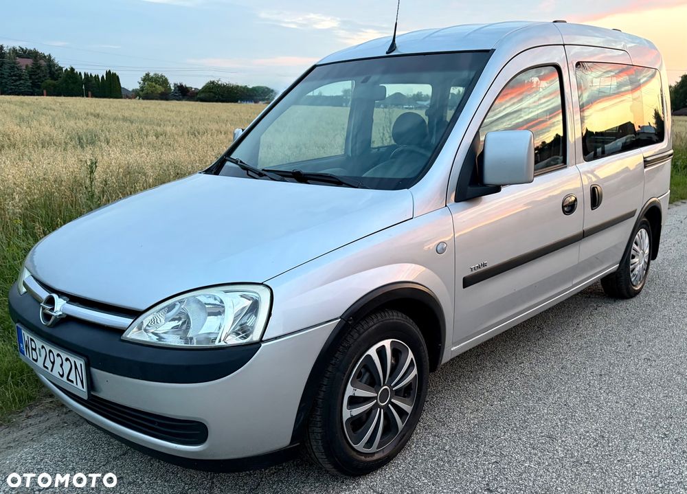 Opel Combo Tour - 4