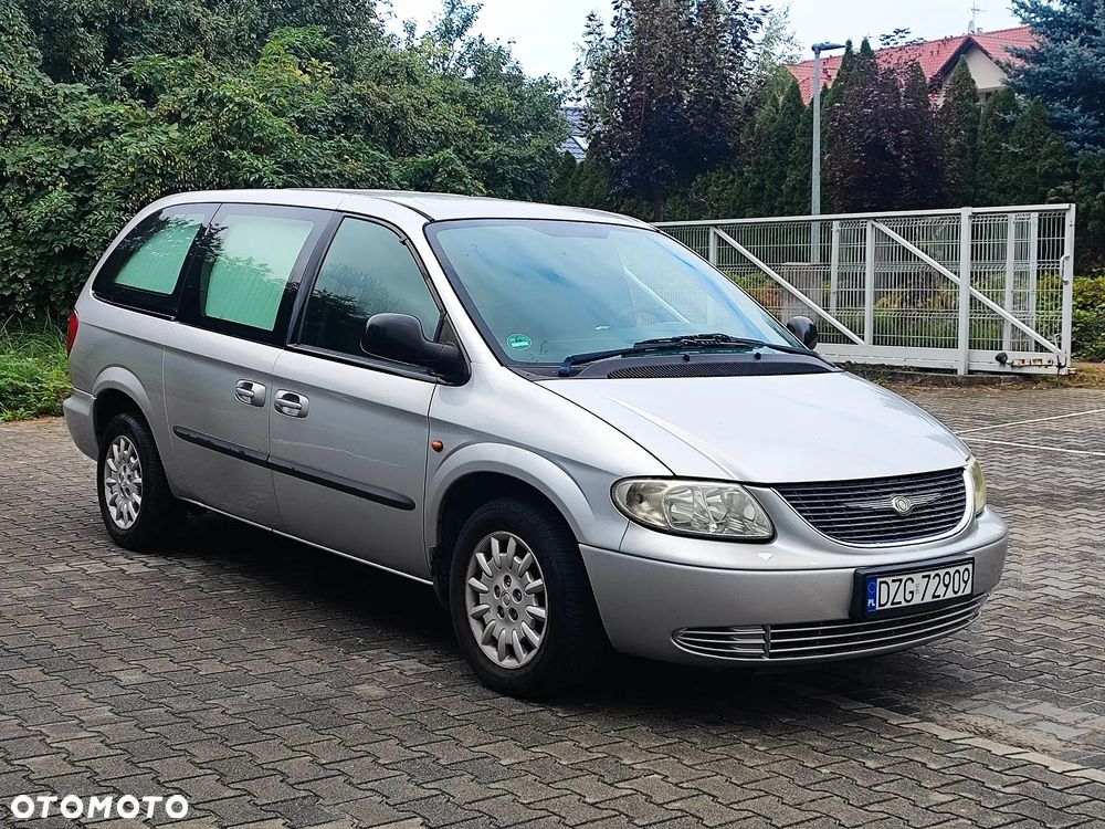 Chrysler Grand Voyager - 3
