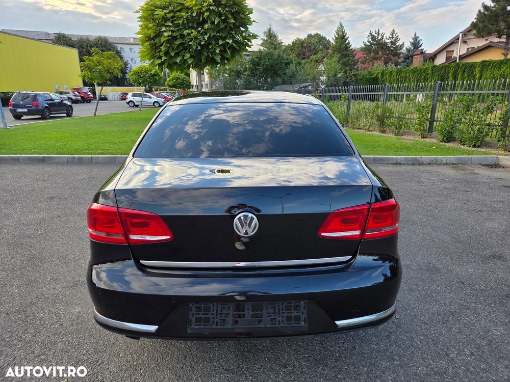 Volkswagen Passat 1.6 TDI BlueMotion Technology Comfortline - 8