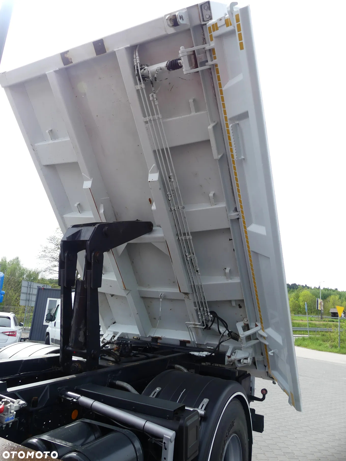 Iveco TRAKKER 360 / WYWROTKA + HDS PALFINGER PK13001 SKŁADANY W Z - 5