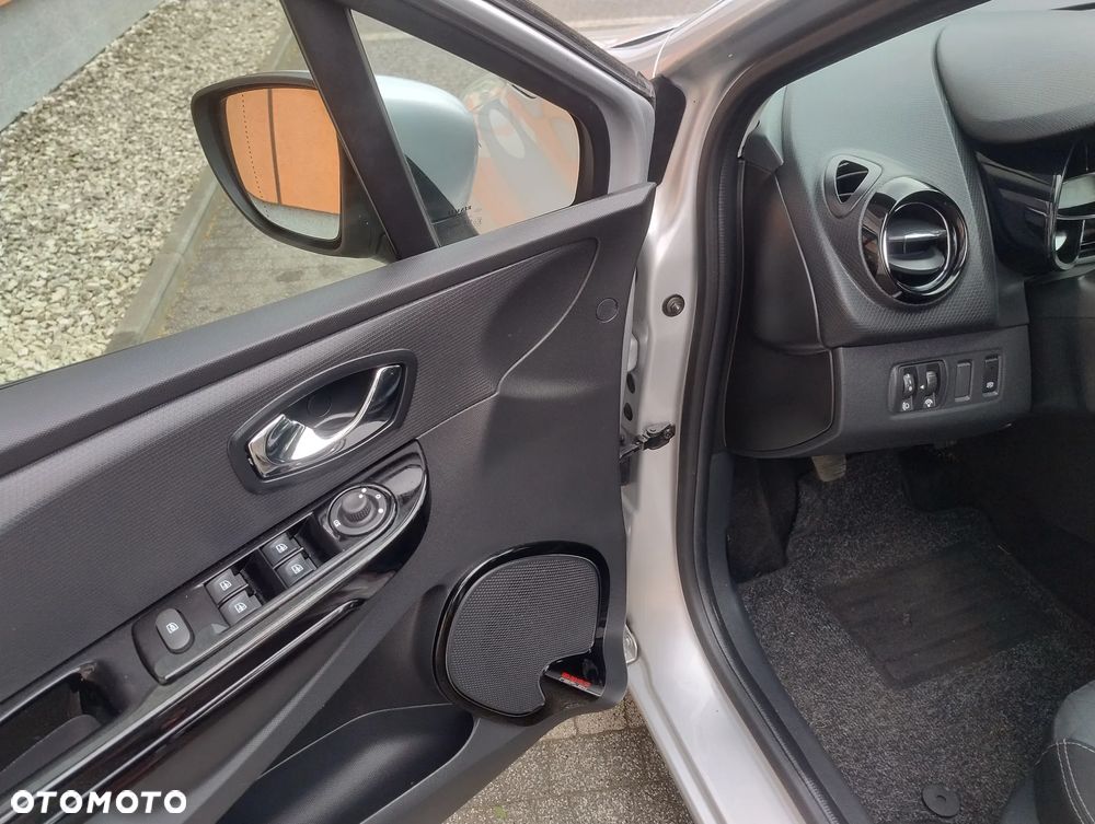 Renault Clio TCe 90 Limited - 16
