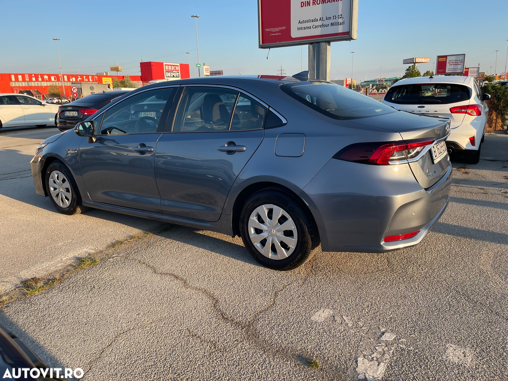 Toyota Corolla 1.8 HSD Business - 9