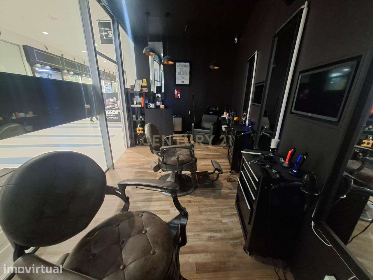 Trespasse de Barbearia em Lordelo, Guimarães - Grande imagem: 3/21