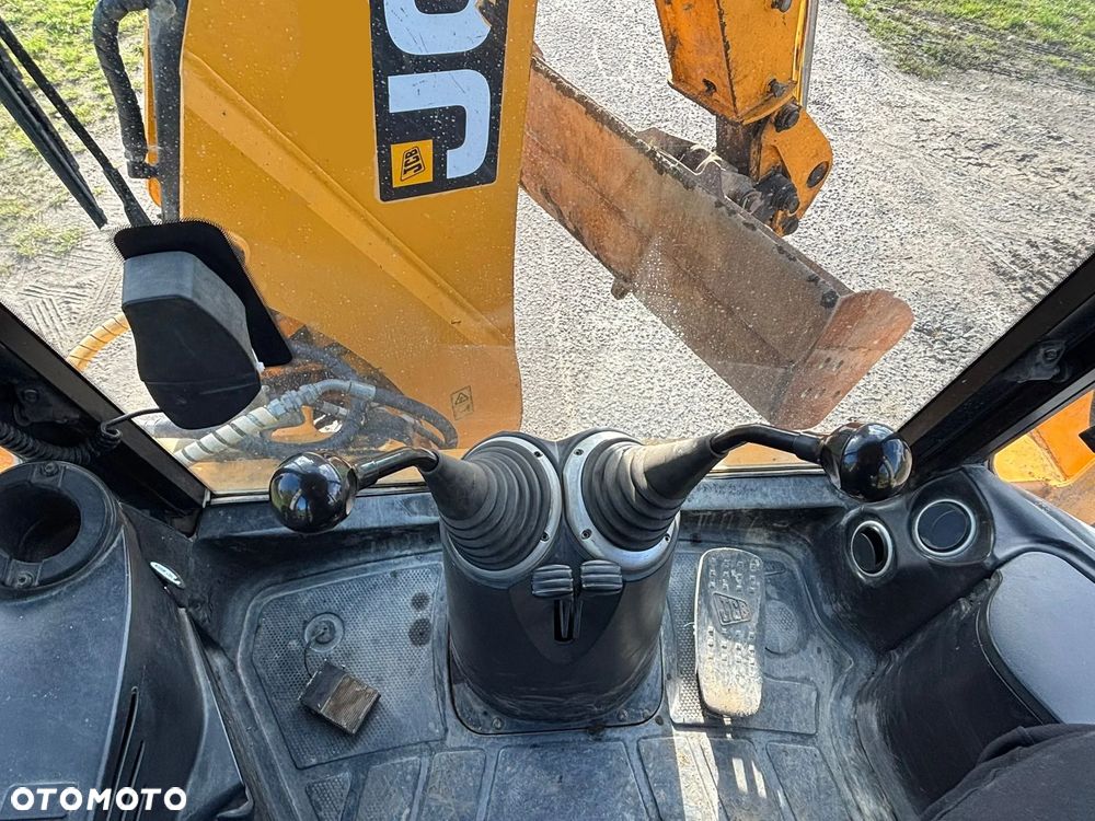 JCB 3CX SITEMASTER  T4i IIIB 1 Właściciel - 9