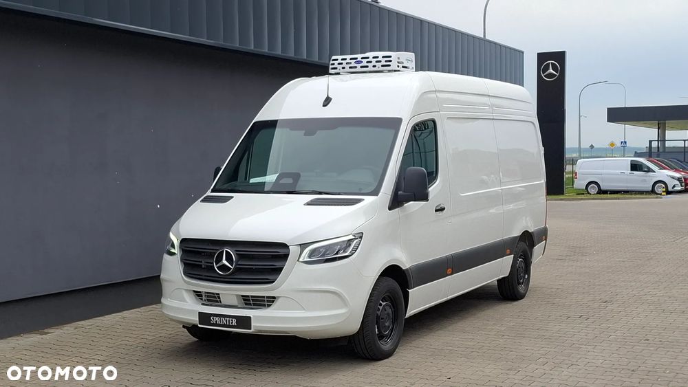 Mercedes-Benz Sprinter - 3