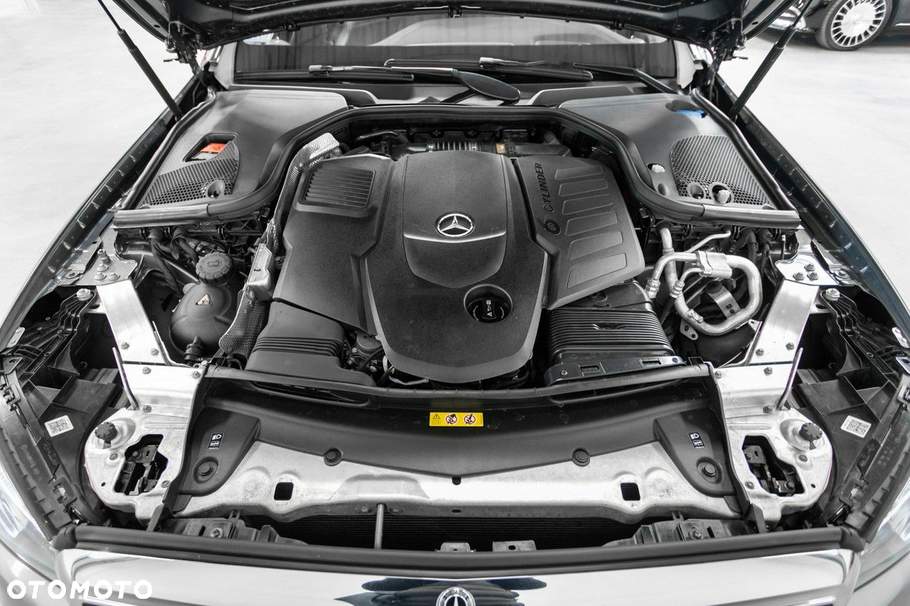 Mercedes-Benz Klasa E - 18