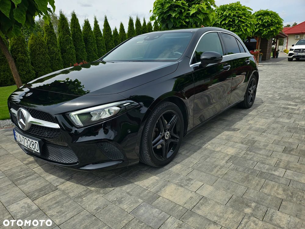Mercedes-Benz Klasa A 180 Edition 1 7G-DCT - 19
