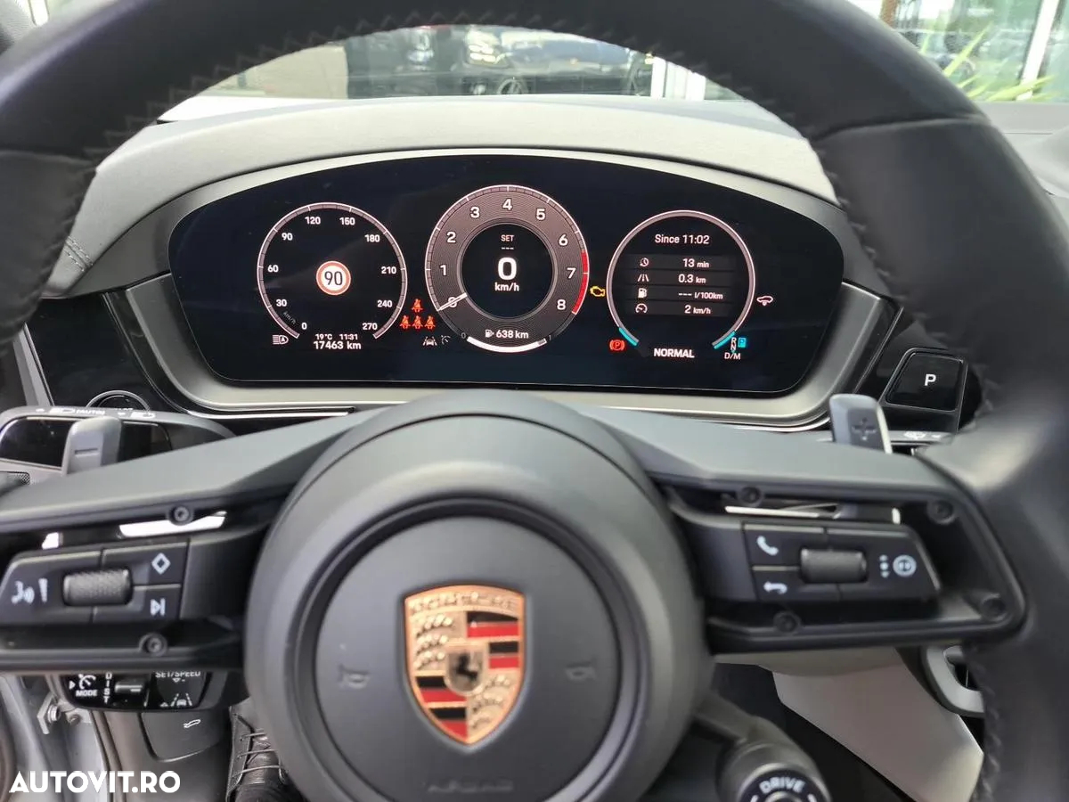 Porsche Cayenne Coupe Standard - 11