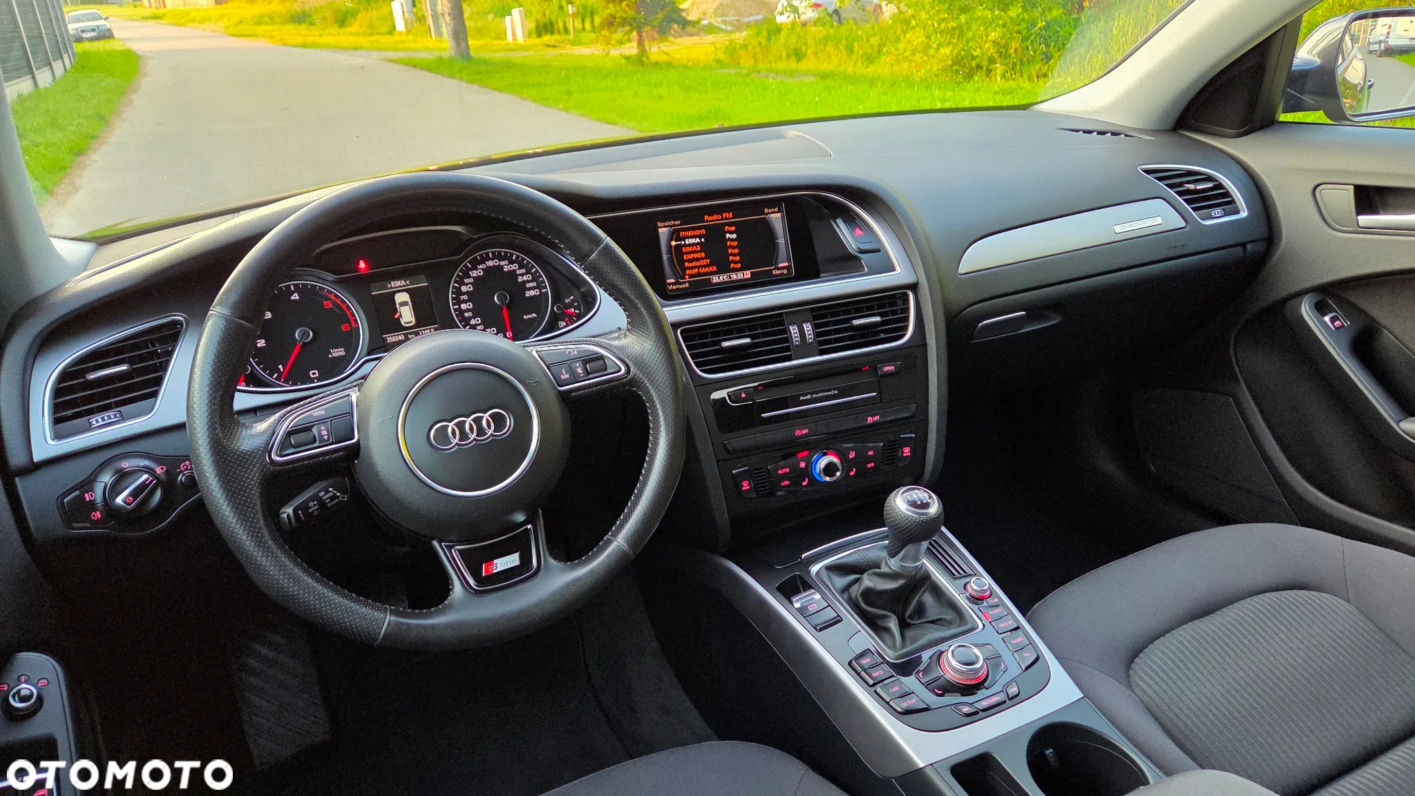 Audi A4 Avant 2.0 TDI quattro - 21