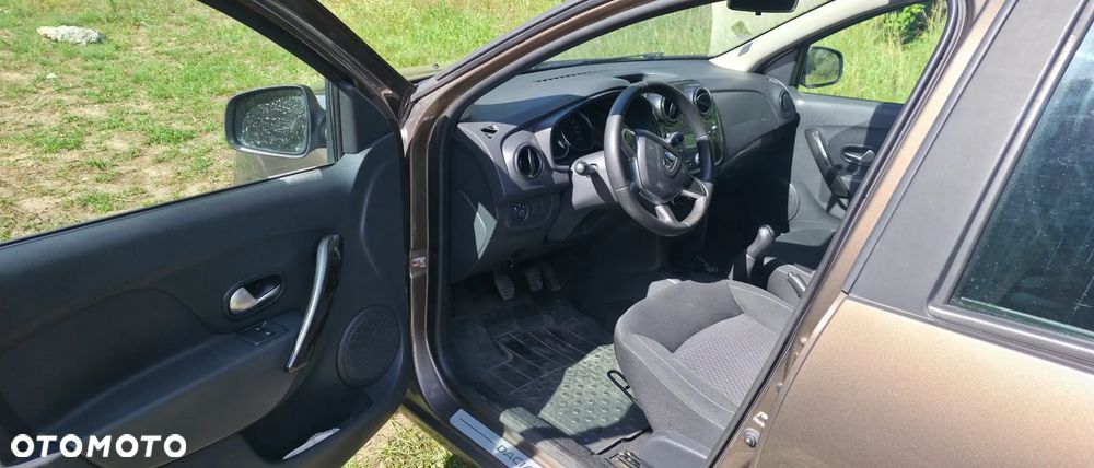 Dacia Logan 1.0 SCe Laureate - 8
