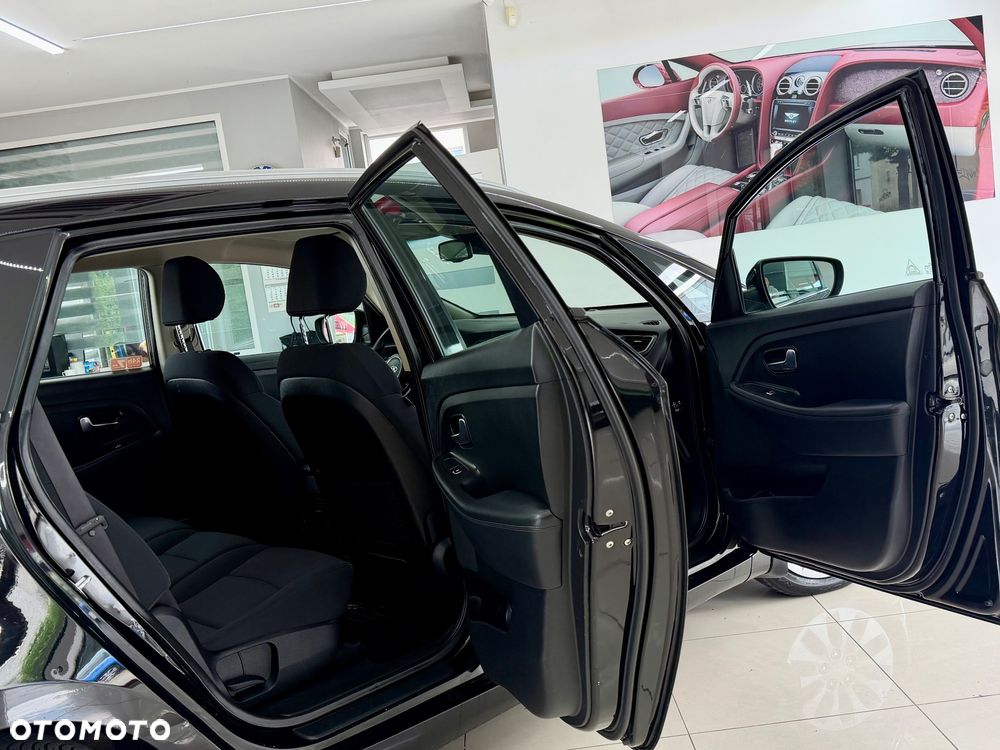 Kia Carens 1.7 CRDi Edition 7 - 12