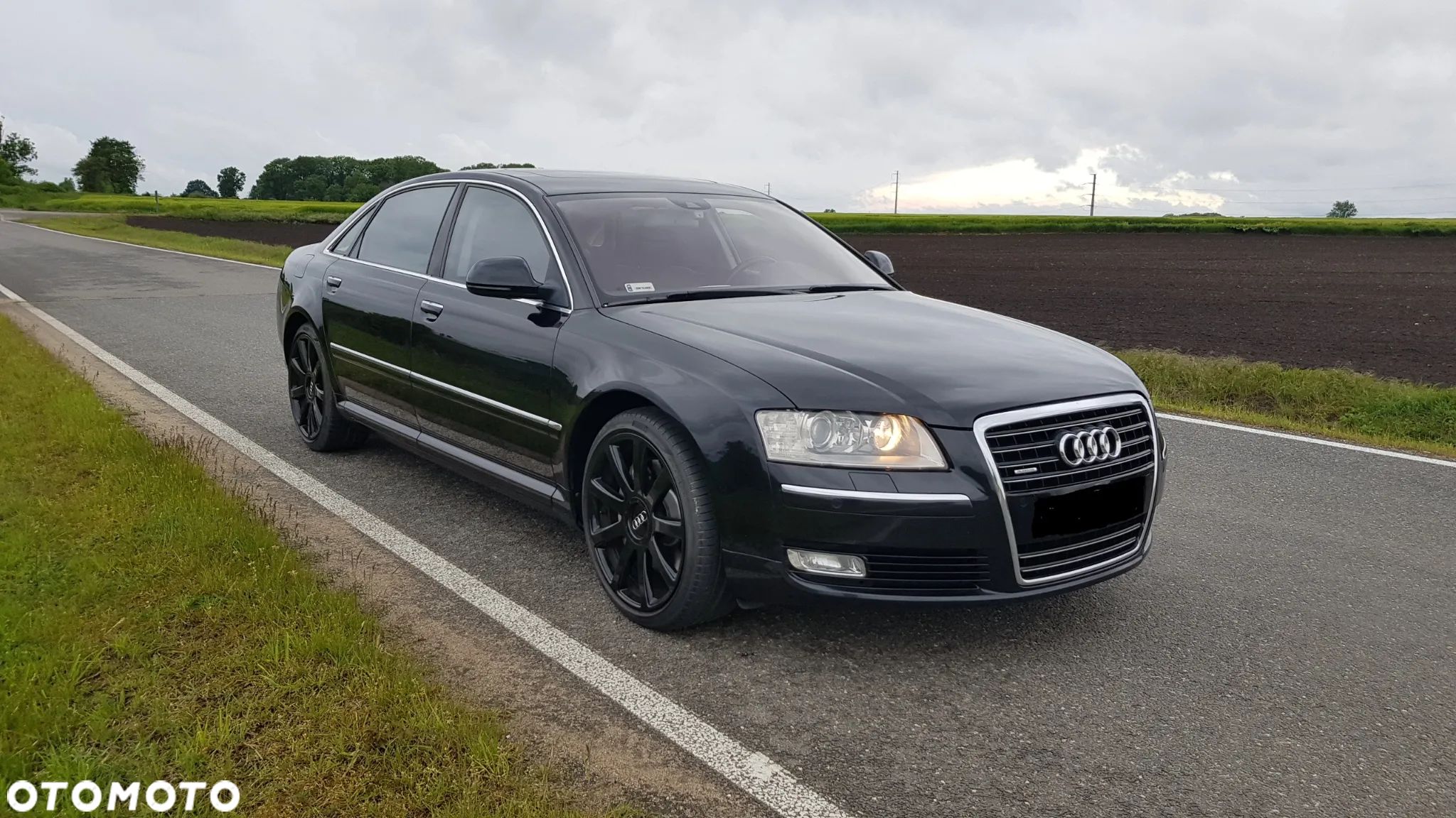 Audi A8 4.2 FSI L Quattro - 1