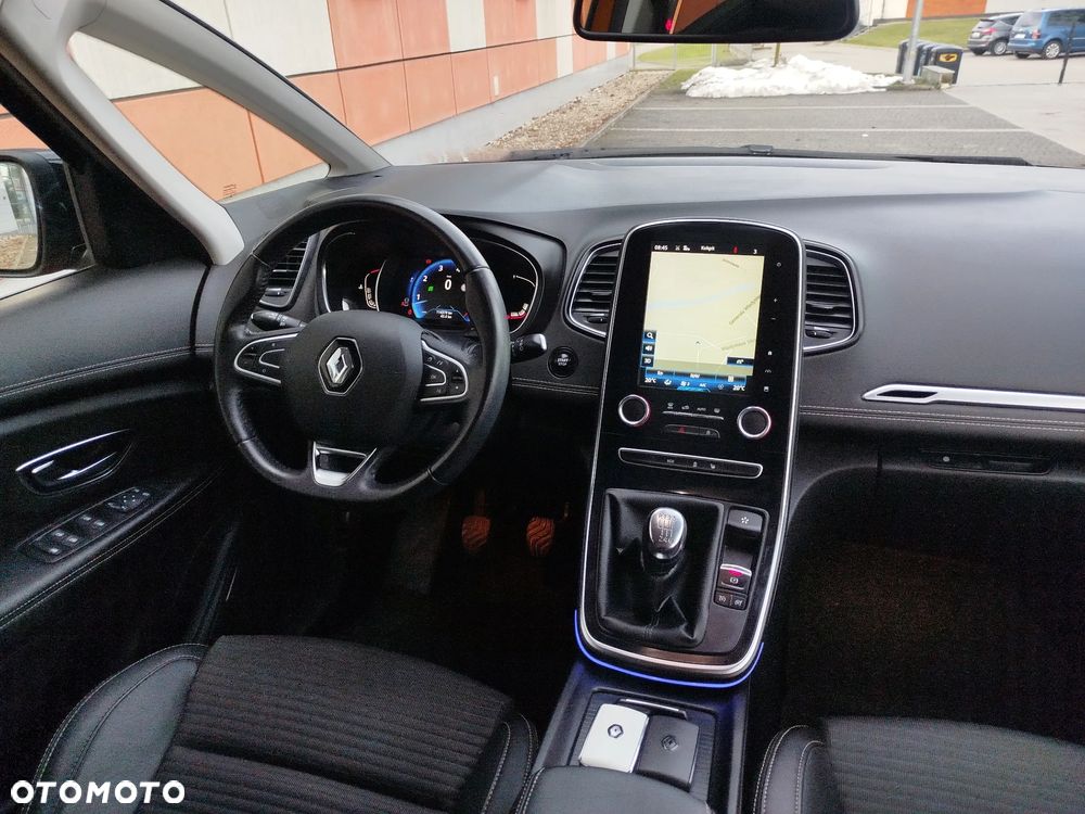 Renault Scenic ENERGY TCe 130 S&S Paris - 12