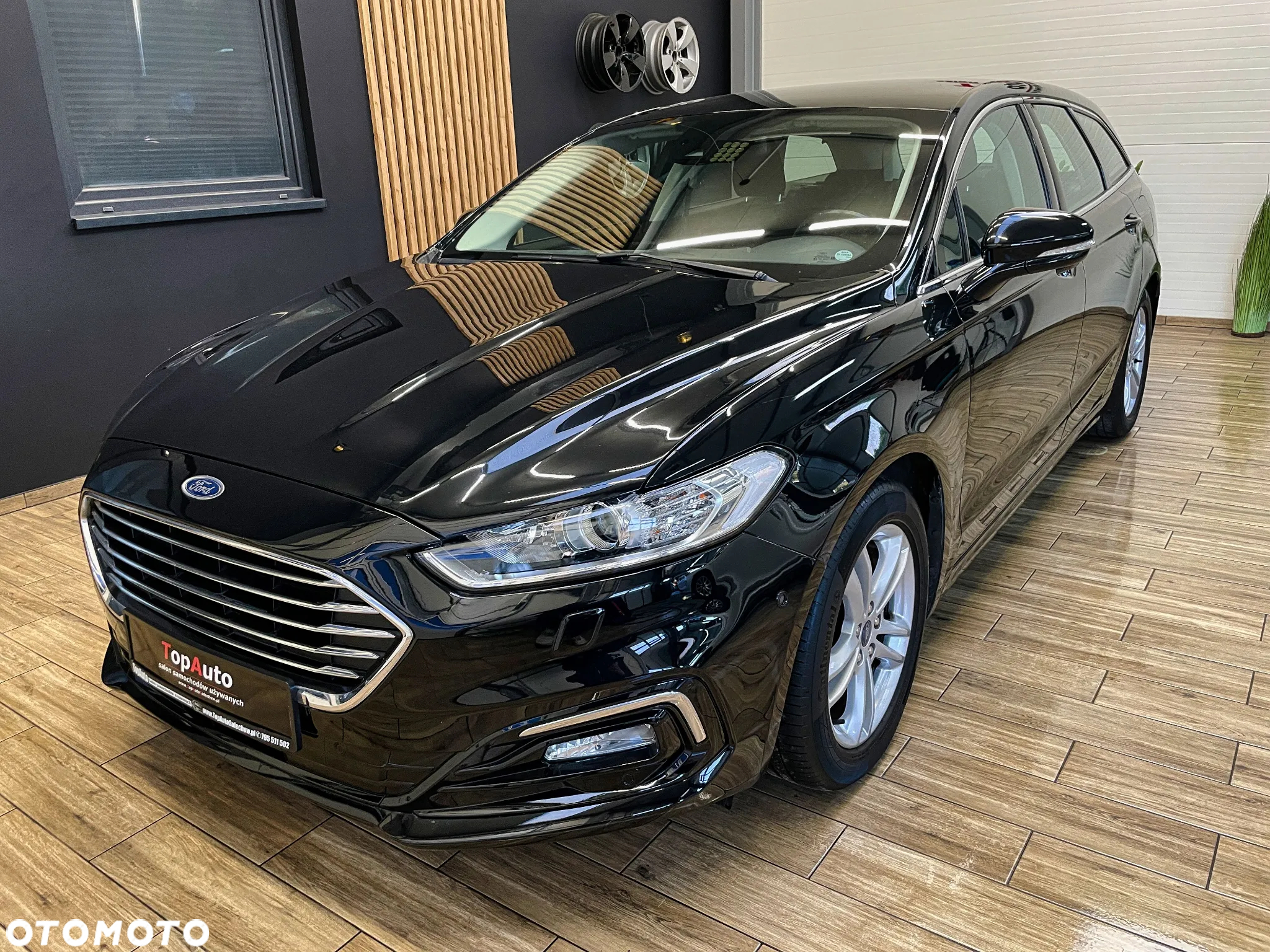 Ford Mondeo - 12