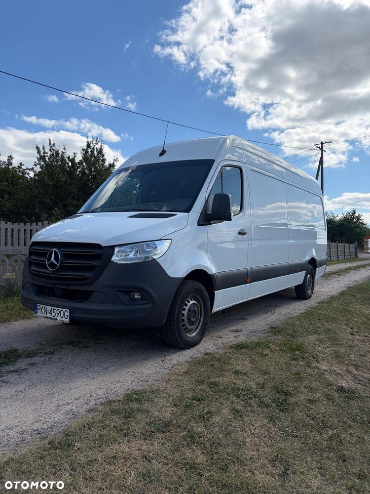Mercedes-Benz Sprinter - 1