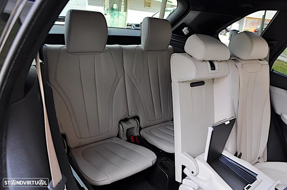 BMW X5 25 d sDrive Pack M - 29