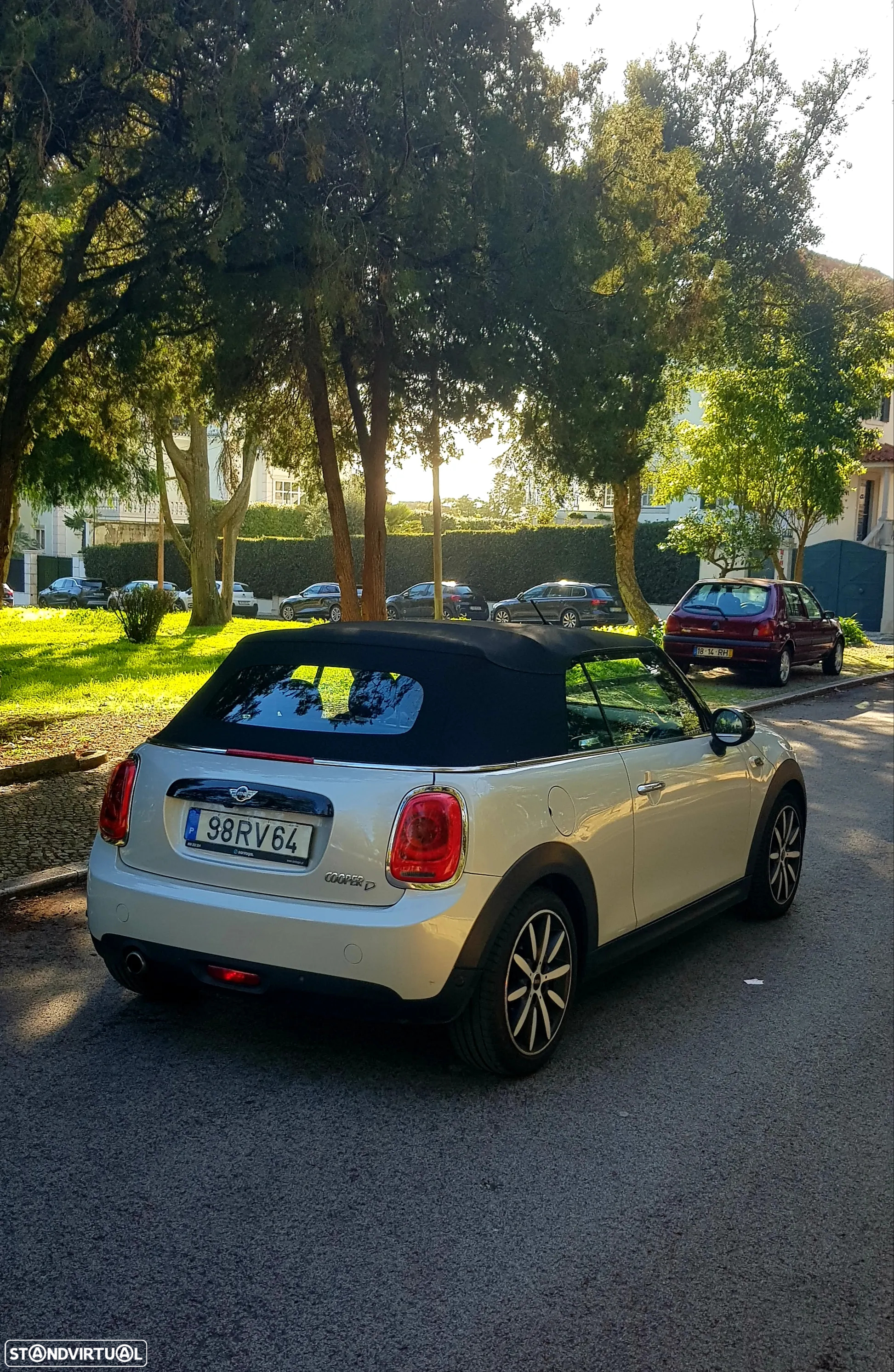 MINI Cabrio Cooper D - 9
