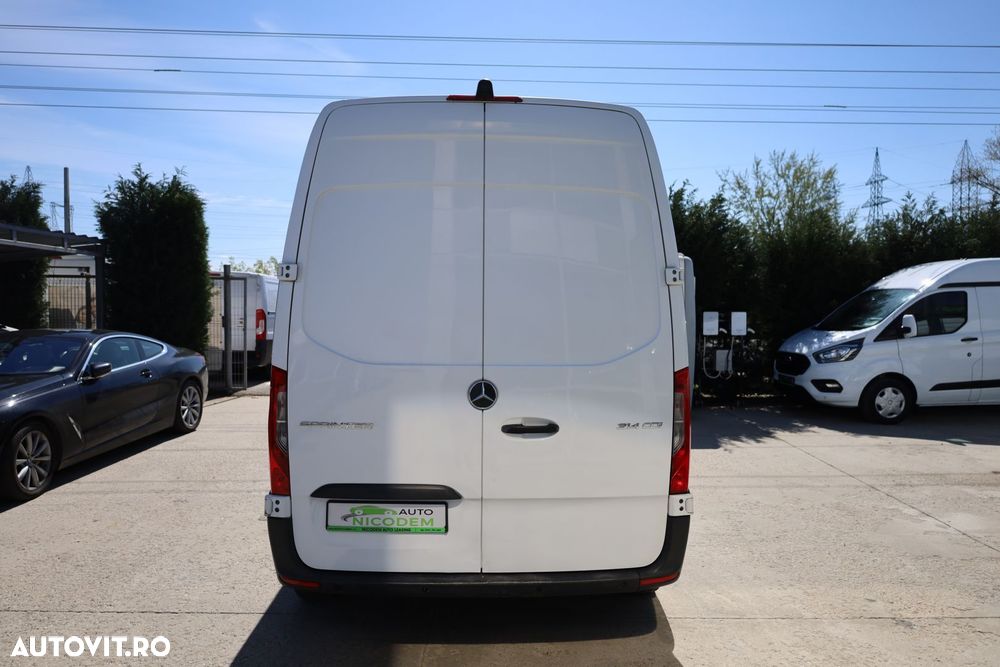 Mercedes-Benz Sprinter - 6