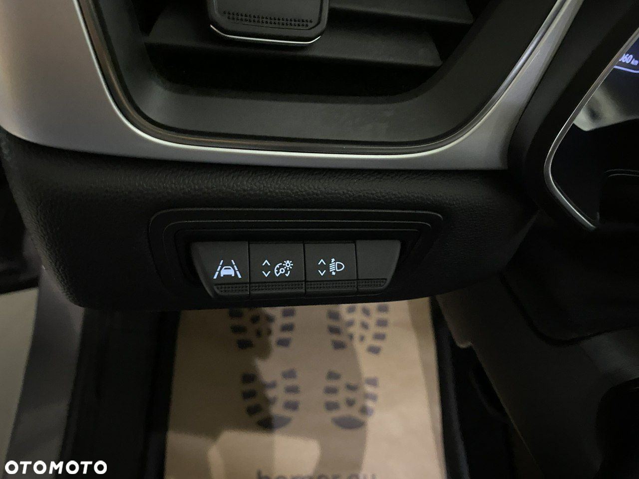 Renault Captur - 28