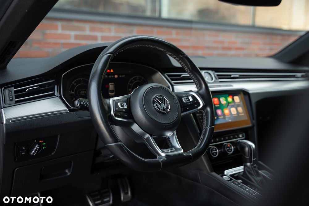 Volkswagen Arteon 2.0 TDI SCR 4Motion DSG R-Line - 24