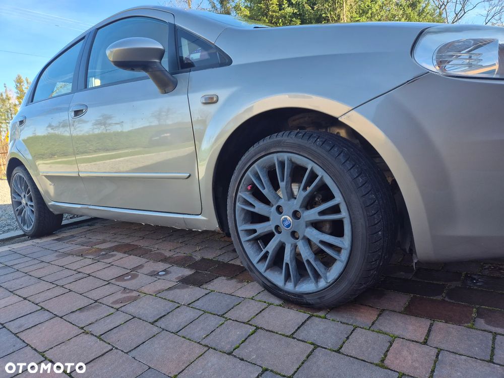 Fiat Punto - 13