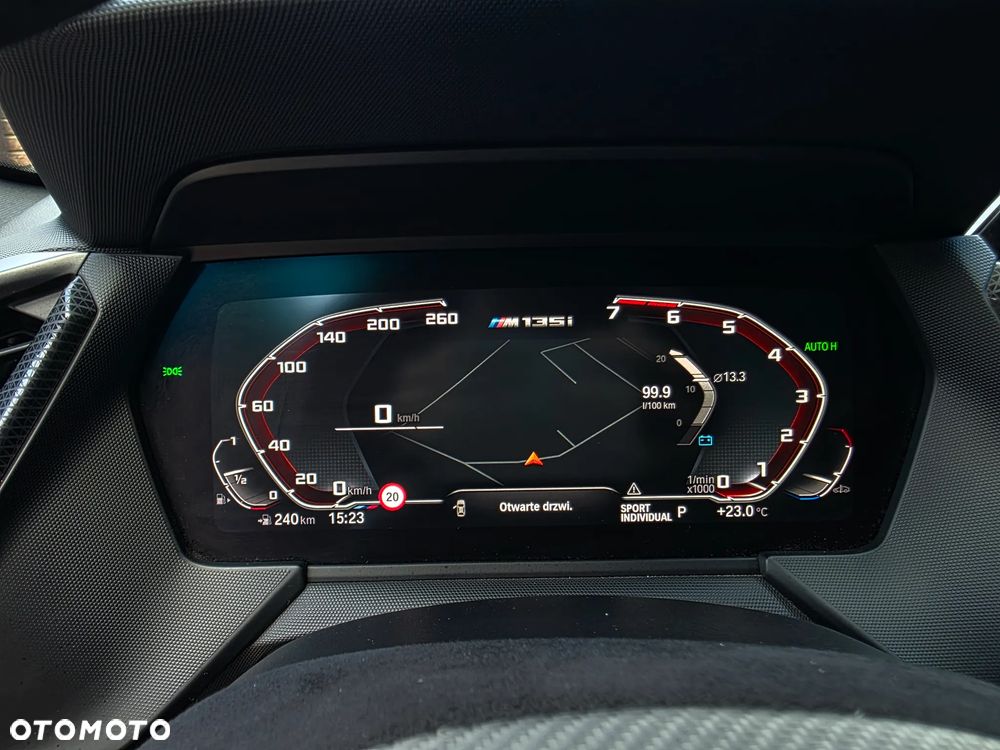 BMW 1M - 23