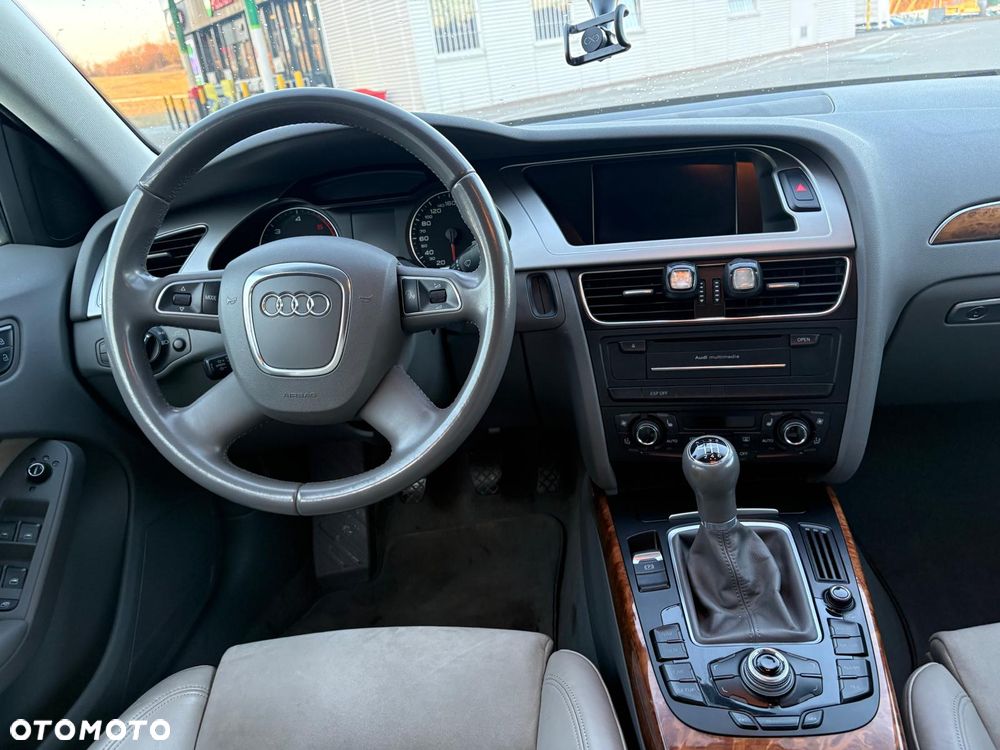 Audi A4 Avant 3.0 TDI DPF quattro S tronic S line Sportpaket - 18
