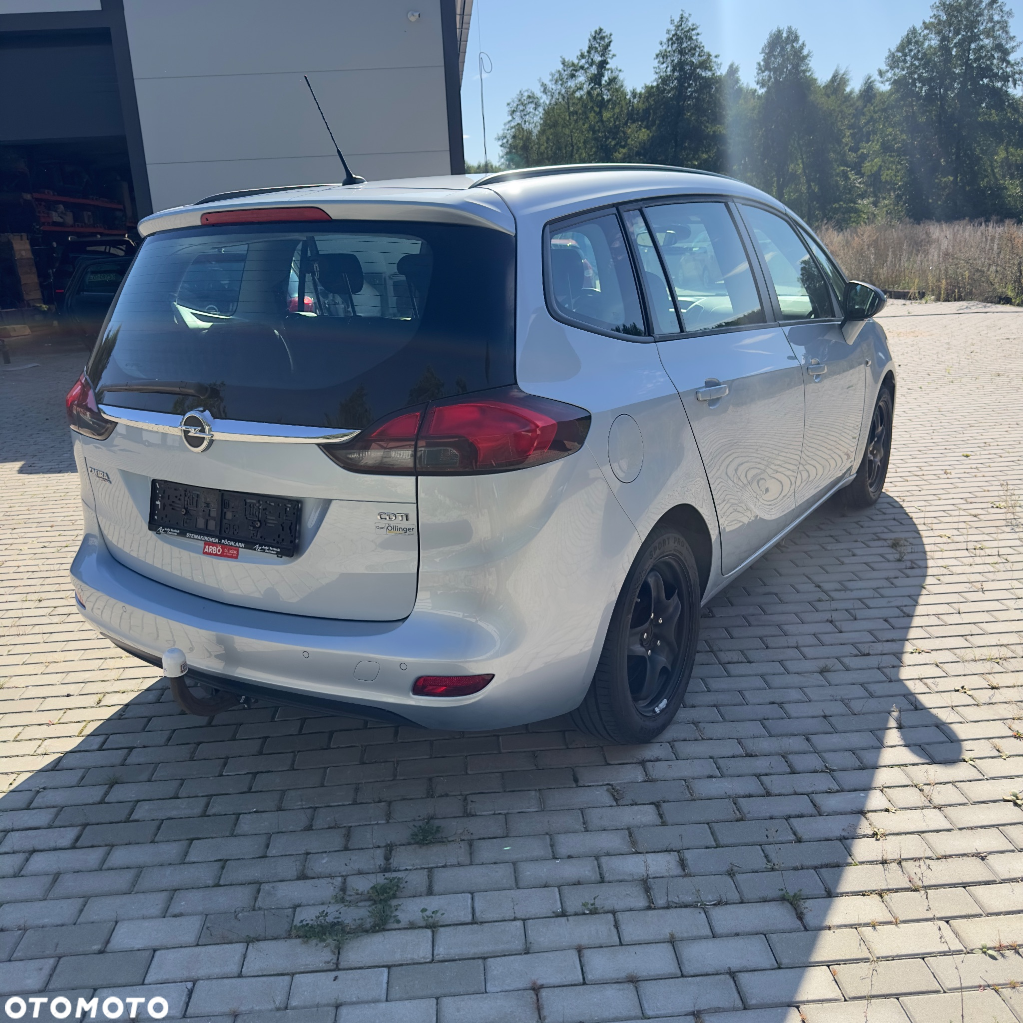 Opel Zafira 2.0 CDTI Cosmo - 4