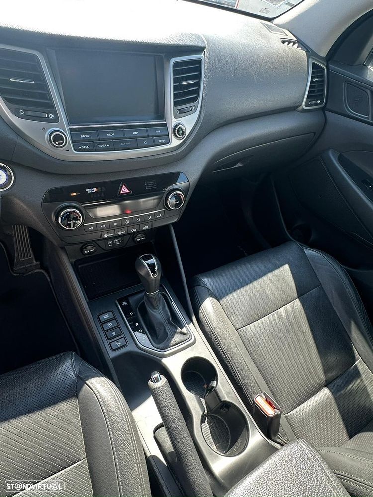 Hyundai Tucson 1.7 CRDi Premium DCT - 10