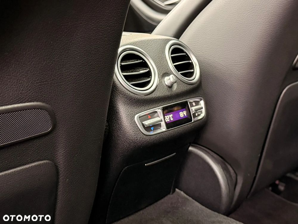 Mercedes-Benz Klasa E AMG 53 4Matic+ AMG Speedshift TCT-9G - 21