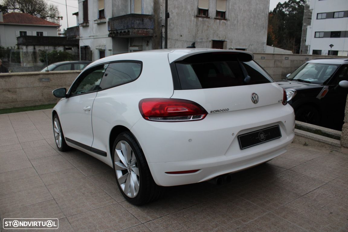 VW Scirocco 2.0 TFSi Sport DSG - 8