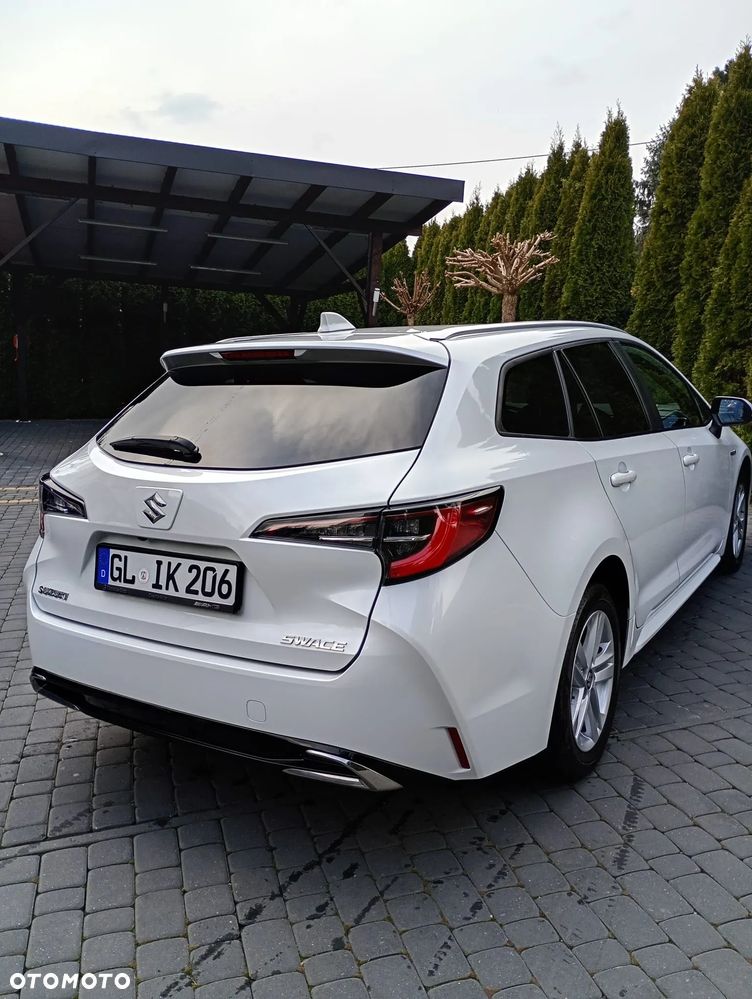 Suzuki Swace 1.8 Hybrid Premium Plus CVT - 4