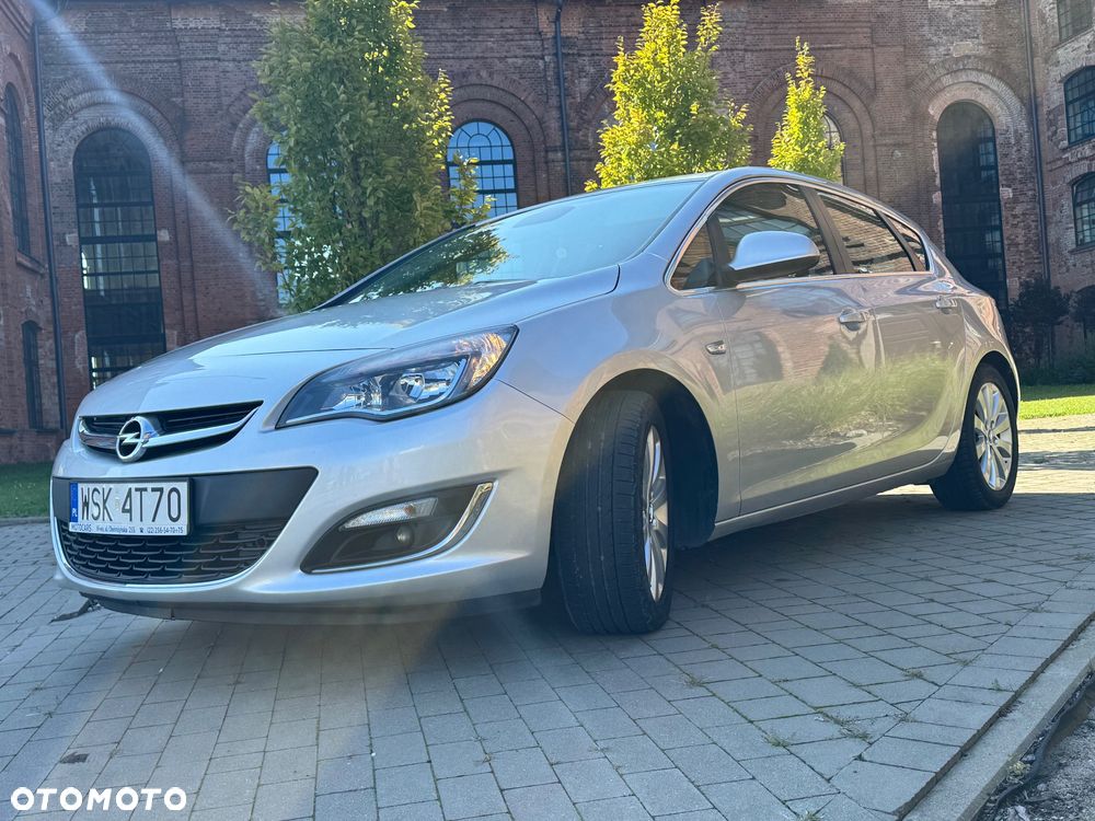 Opel Astra 1.6 CDTI Cosmo - 10