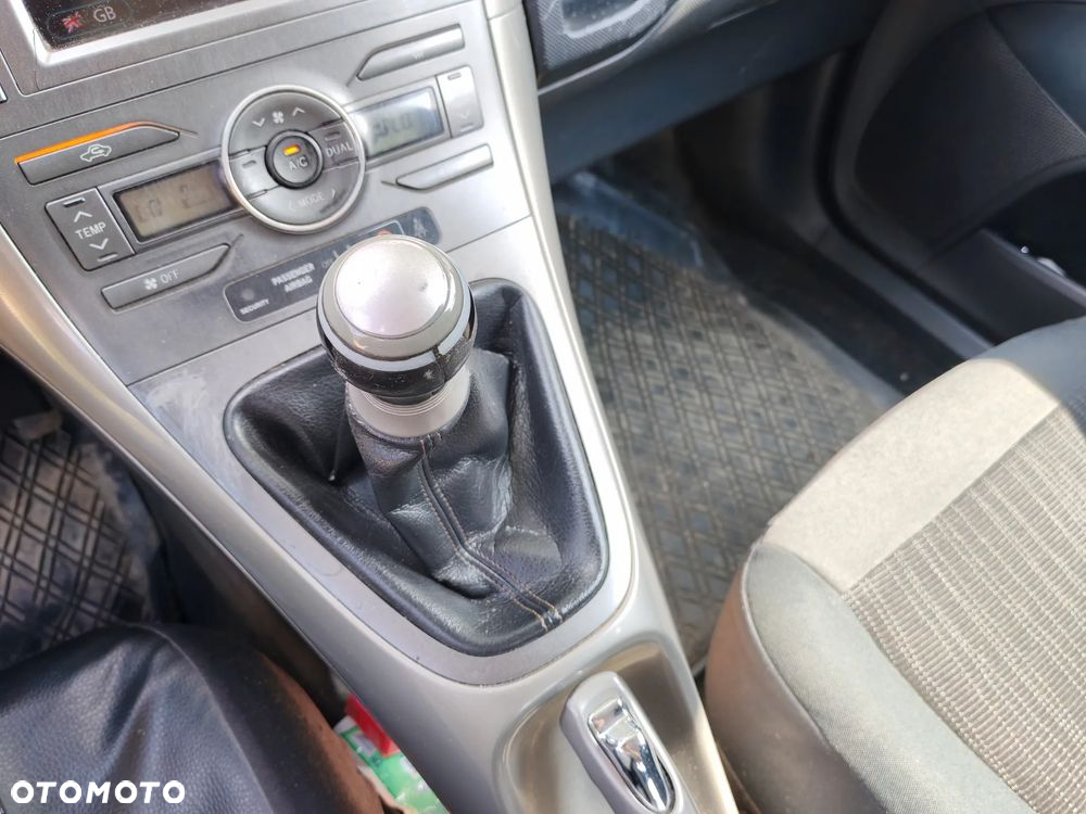 Toyota Auris - 18