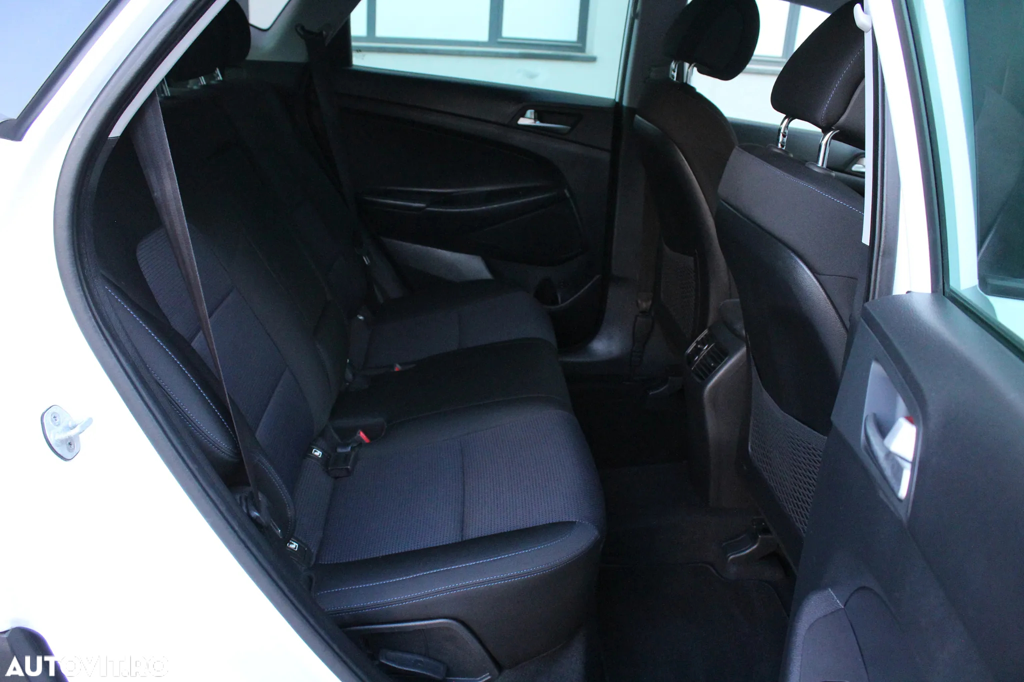 Hyundai Tucson 2.0 CRDI 4WD Automatik Style - 9
