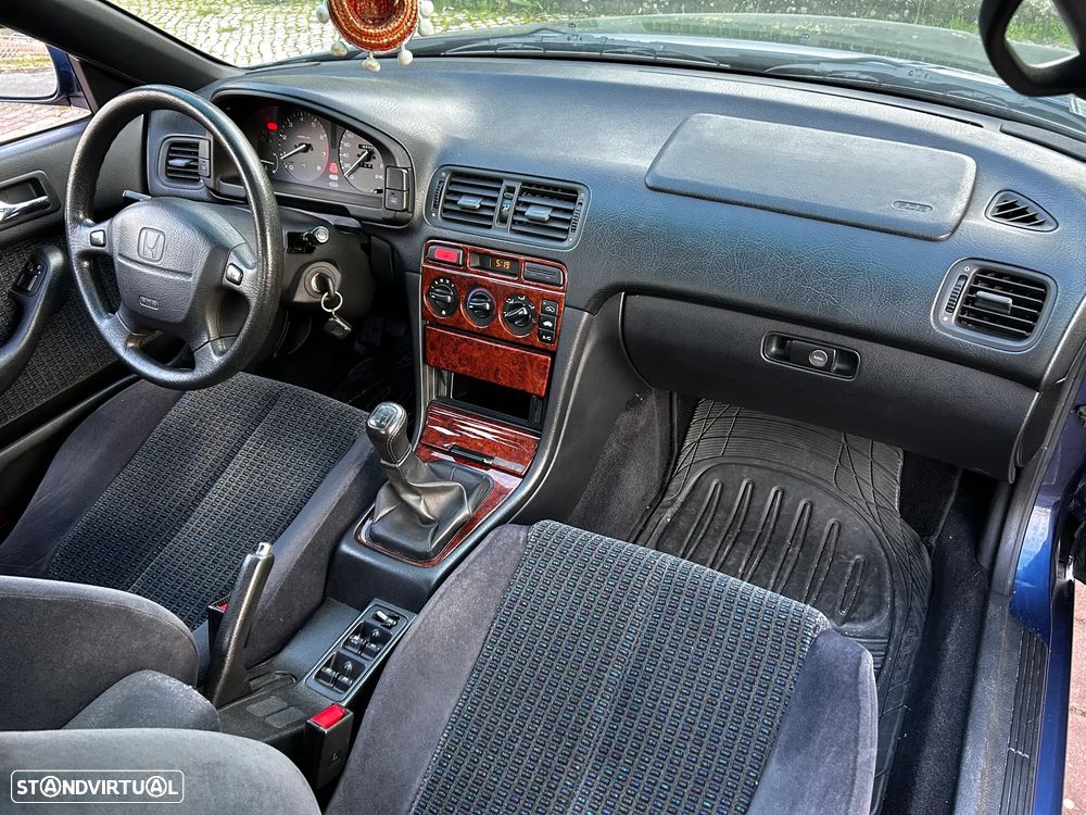 Honda Accord 2.0i ES - 4