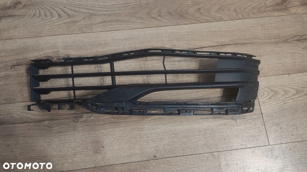 EU KRATKA ZDERZAKA PRAWY PRZÓD BMW 5 G30 - 1