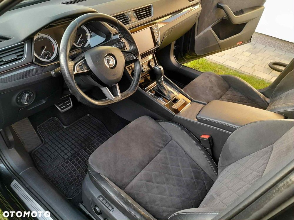Skoda Superb 2.0 TDI 4x4 Sportline DSG - 4