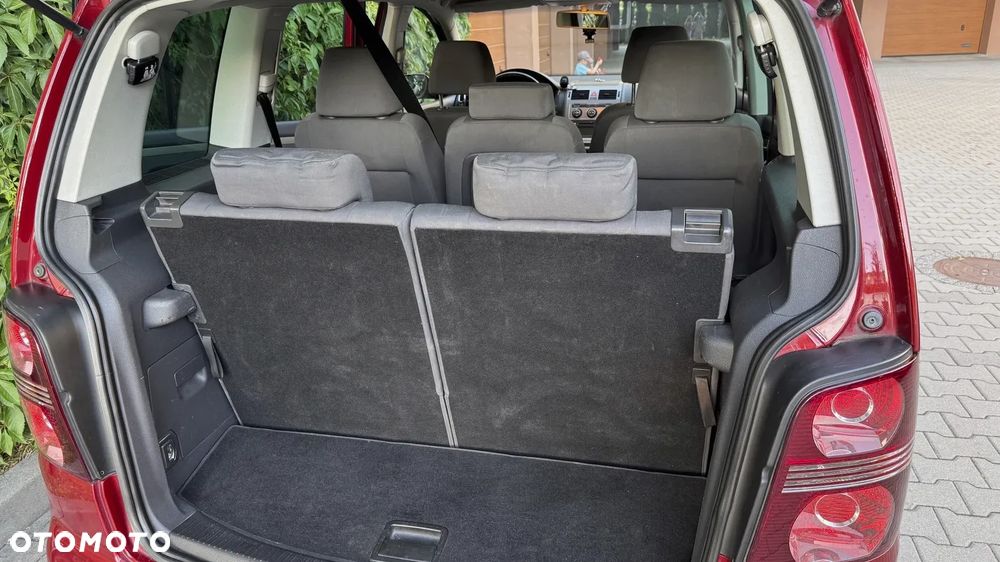 Volkswagen Touran 1.9 TDI Trendline - 11