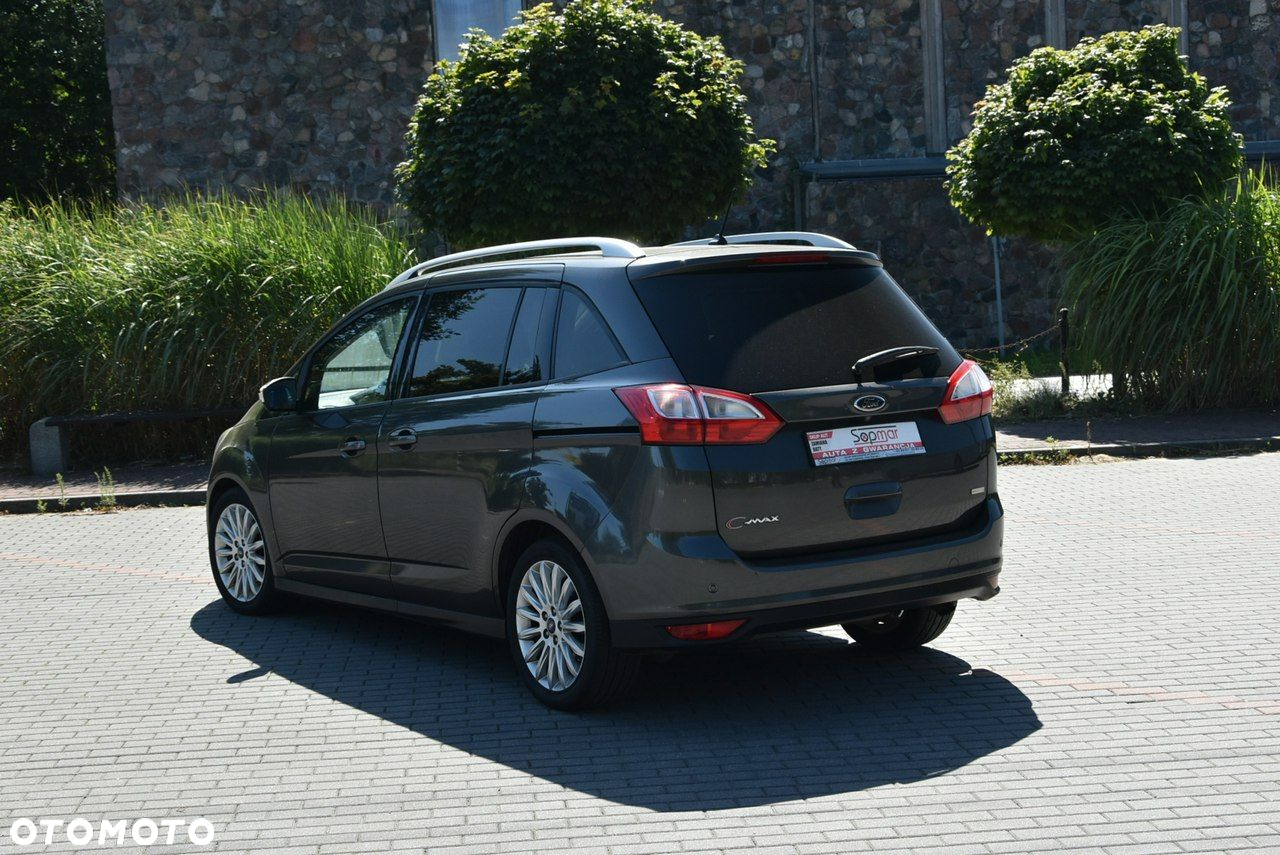 Ford Grand C-MAX - 3