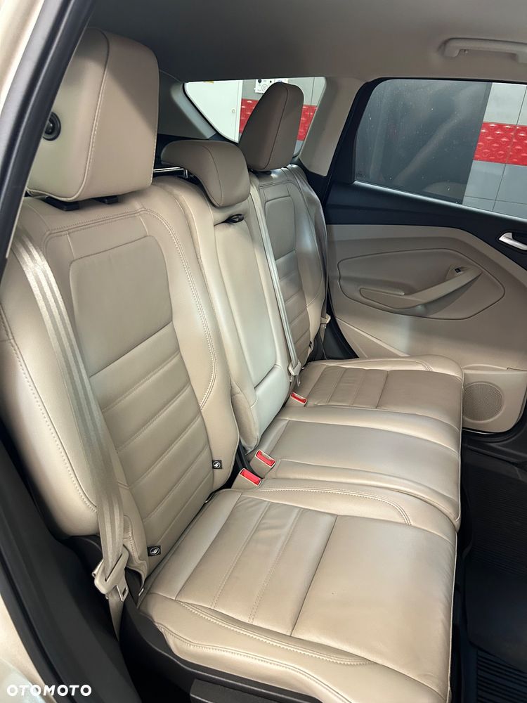 Ford Escape - 26