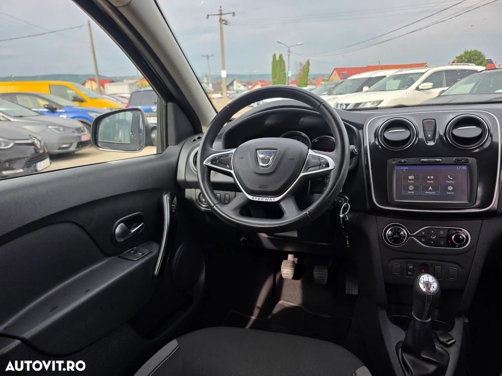 Dacia Sandero Stepway TCe 90 (S&S) Celebration - 11