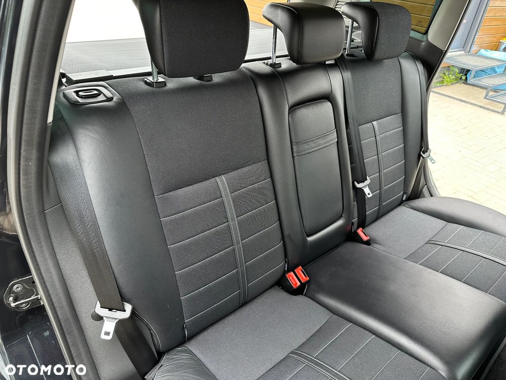 Ford Kuga - 21