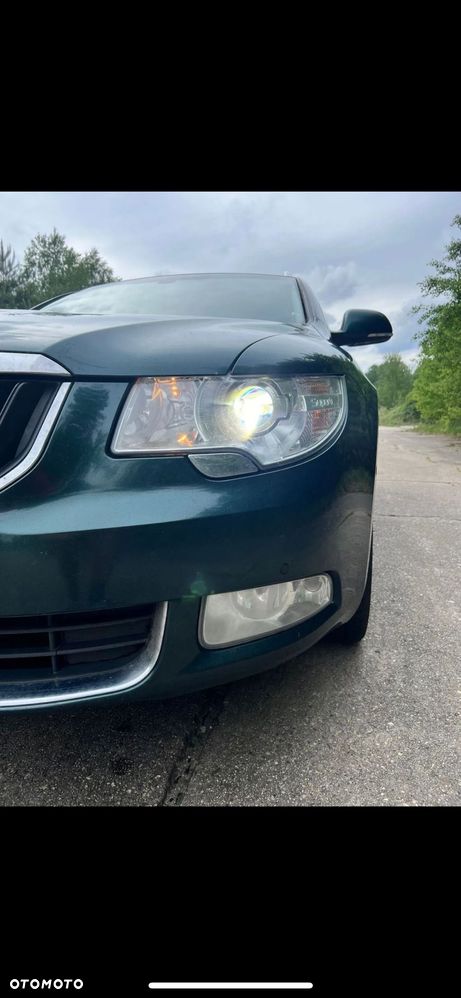 Skoda Superb 2.0 TDI Elegance DSG - 5