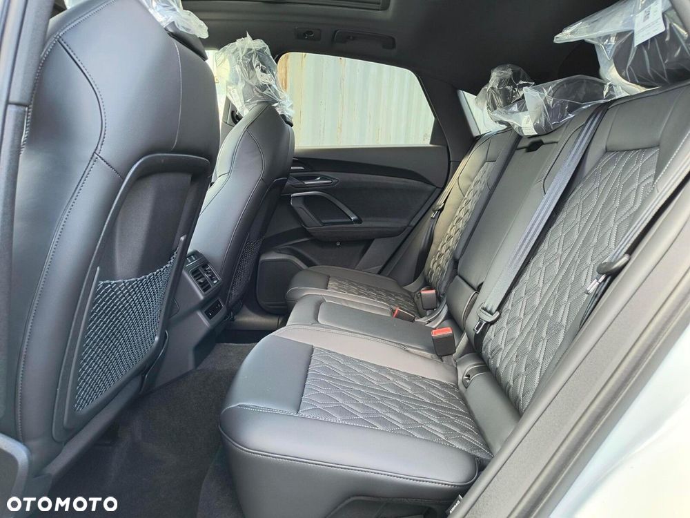 Audi Q5 Sportback - 9