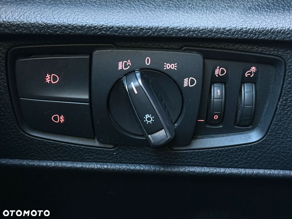 BMW Seria 1 114i Sport Line - 8