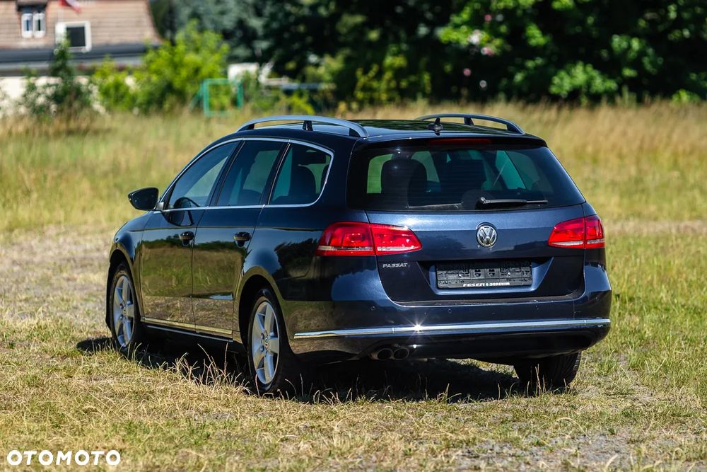 Volkswagen Passat 2.0 TDI BlueMotion Technology Comfortline - 14