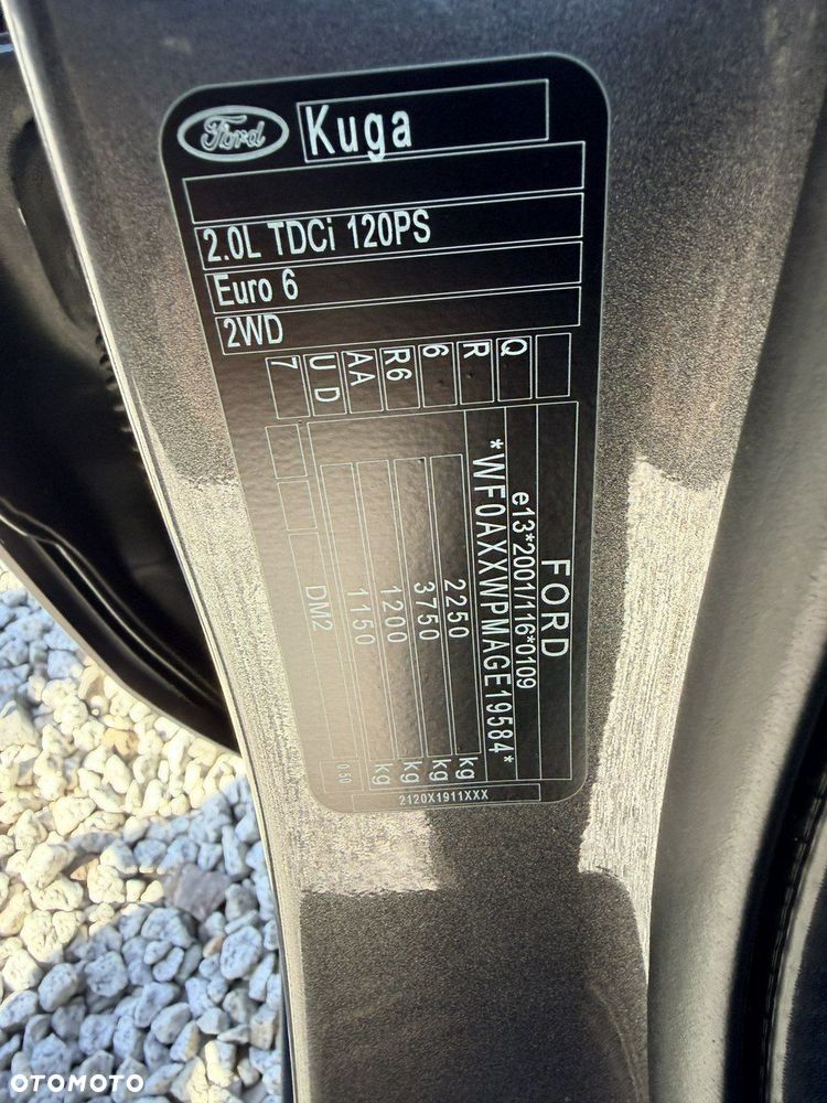 Ford Kuga 2.0 TDCi 4x2 Titanium - 16
