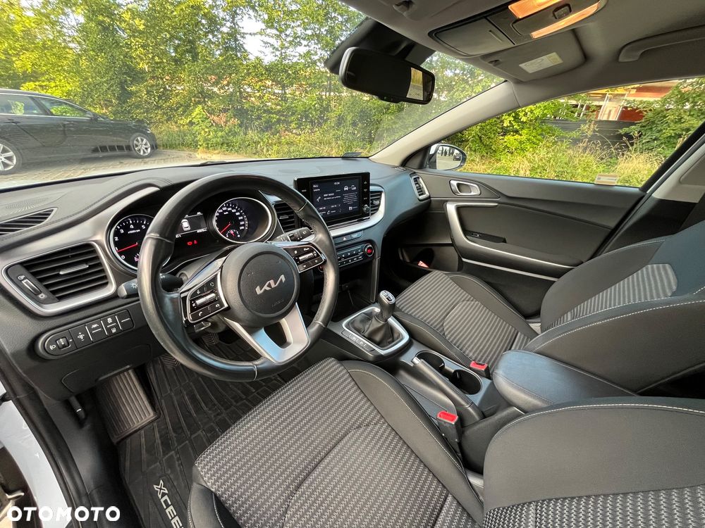 Kia XCeed 1.5 T-GDI M - 8
