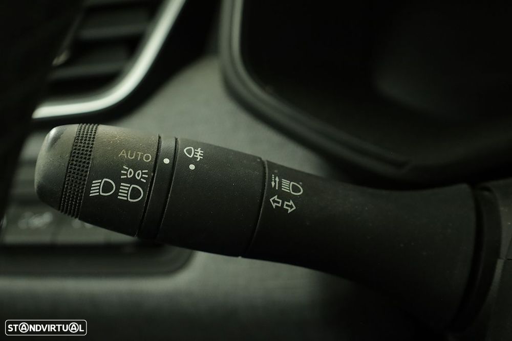 Renault Clio 1.0 TCe Evolution - 15